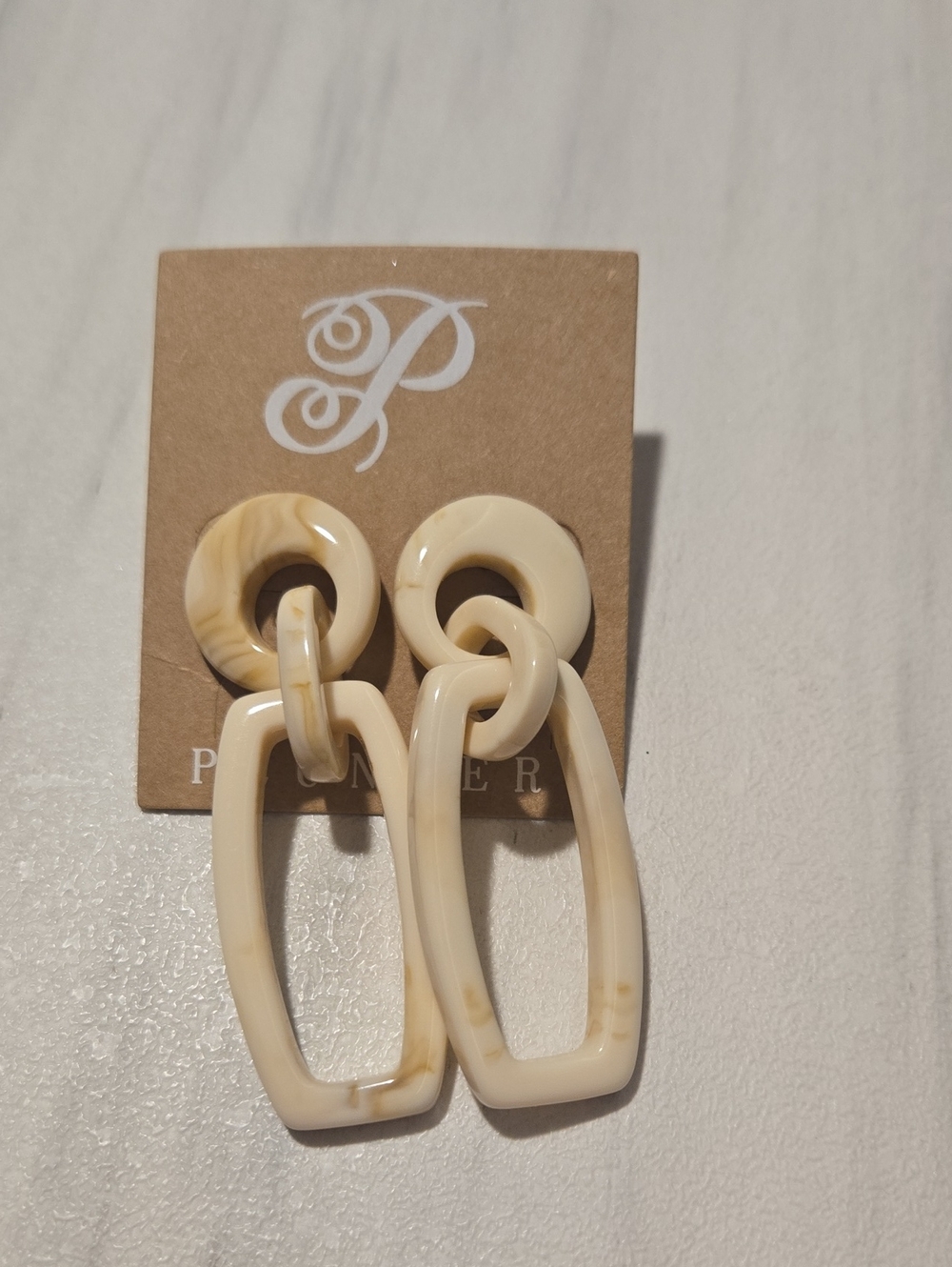 Plunder Cream Marbled Resin Link Drop Earrings